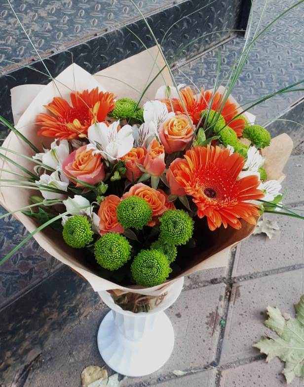 Букет цветов из: Герберы, Хризантемы, Альстромерии и Розы в Успенском