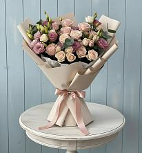 Букет цветов из:  Розы и Лизиантусы в Успенском