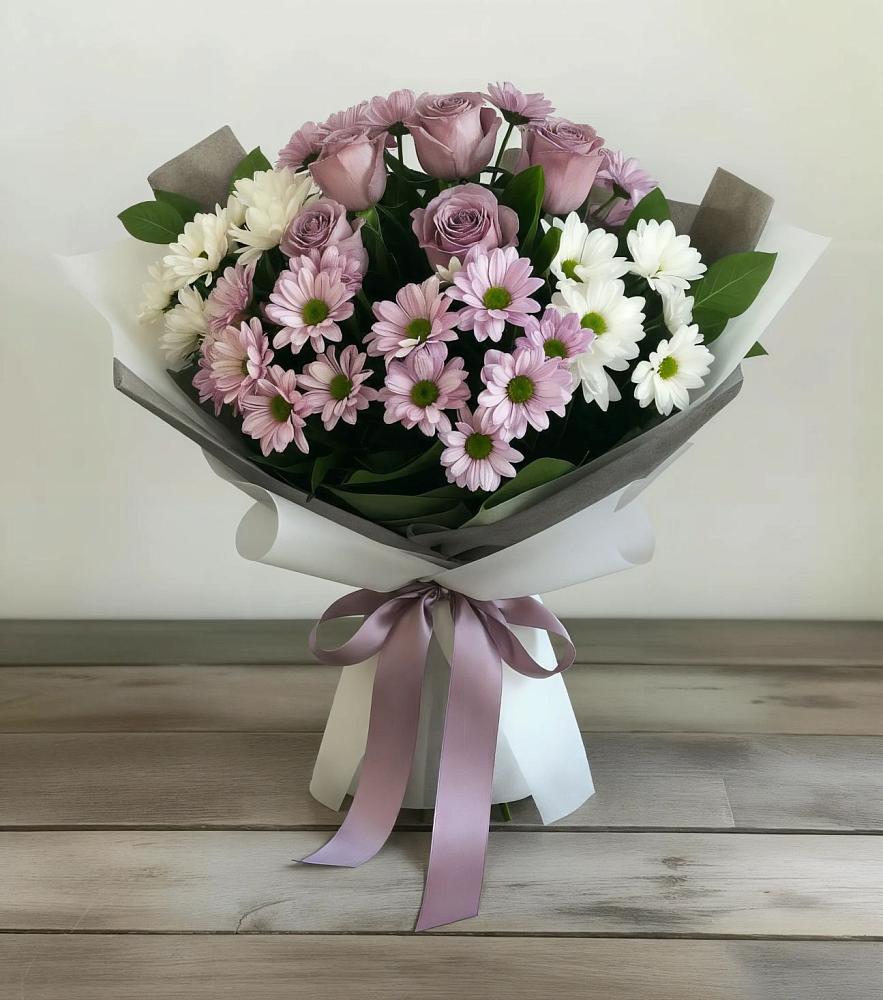 Букет цветов из: Хризантемы и Розы в Успенском