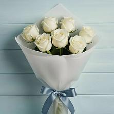 Букет 7 Белых роз Эдлесс Лав в Успенском