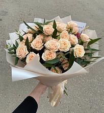 Букет Кремовые розы Латте в Успенском