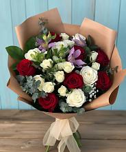 Букет цветов из:  Розы и Альстромерии в Успенском