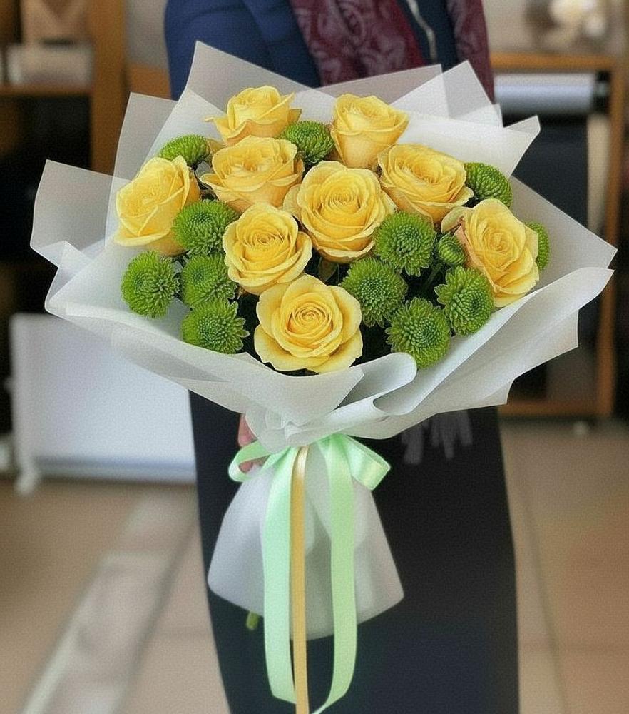 Букет цветов из: Хризантемы и Розы в Успенском