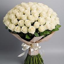 Букет 101 беля роза Белоснежка в Успенском