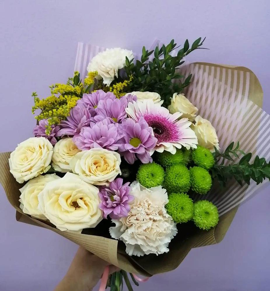 Букет цветов из: Хризантемы, Розы, Гвоздики и Герберы в Успенском