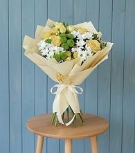 Букет цветов из:  Хризантемы и Розы в Успенском