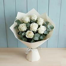 Букет Белые розы в Эвкалипте в Успенском