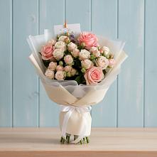 Букет цветов из:  Розы #REPLACE_PRED# Успенском